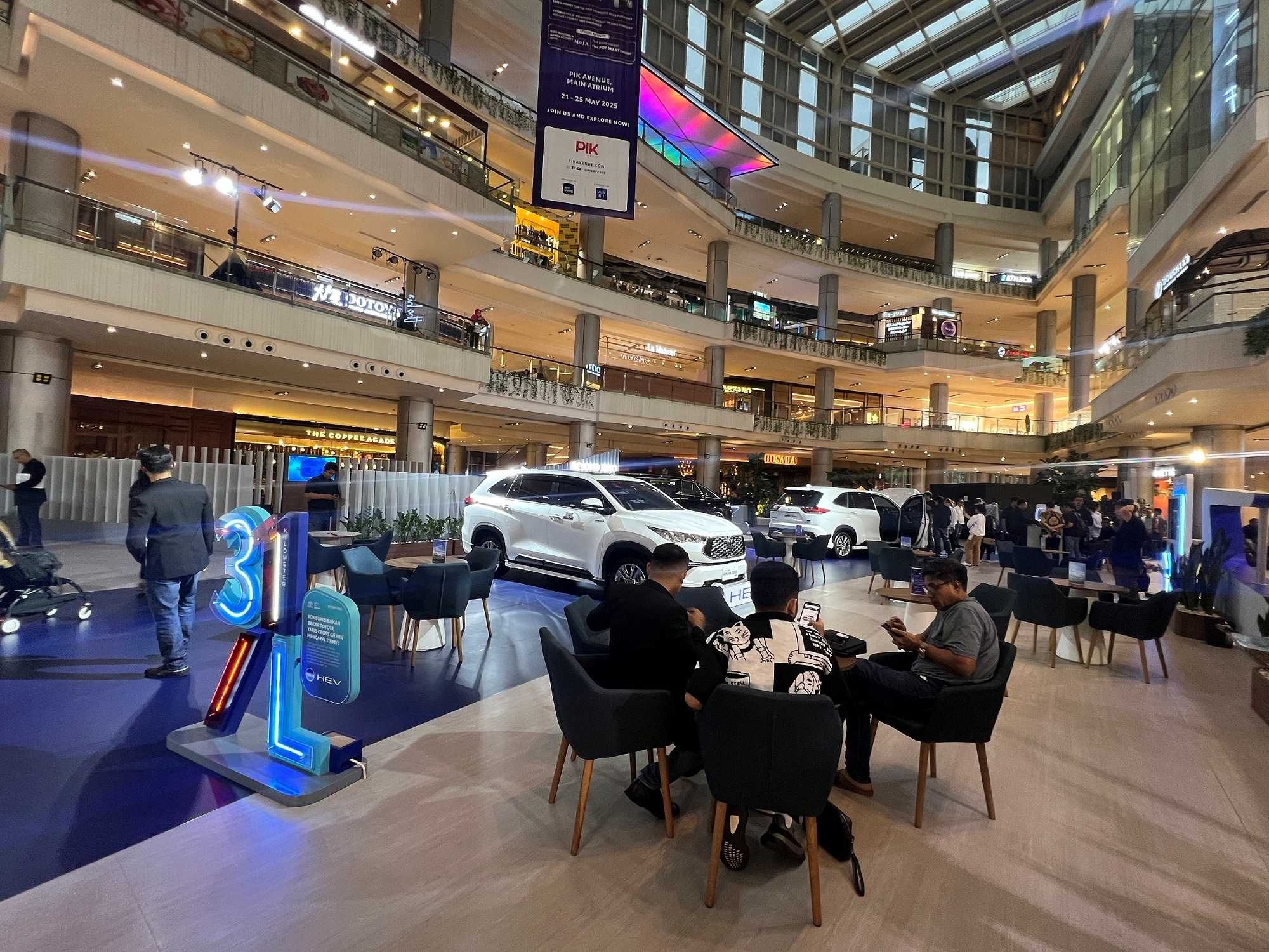 Warta Bandung Barat | Ingin Beli Mobil Hybrid? Kunjungi Toyota Space untuk Promosi Menggiurkan