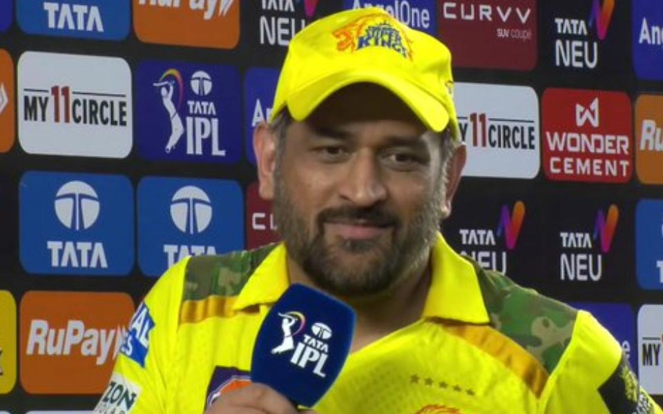 'Not saying I'm done, not saying I'm coming back' MS Dhoni keeps IPL