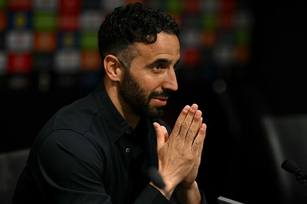 Formasi 3 Bek Man United Belum Sempurna, Amorim: Butuh Banyak Dana dan Waktu