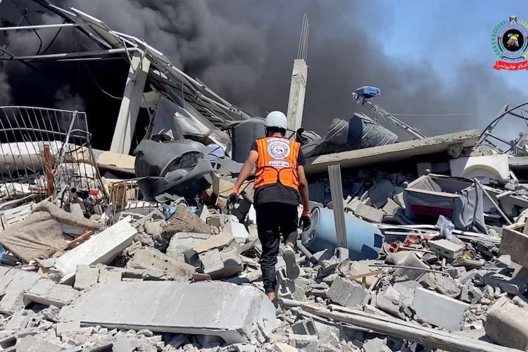 Serangan Udara Israel Menewaskan 92 Warga Palestina di Jalur Gaza
