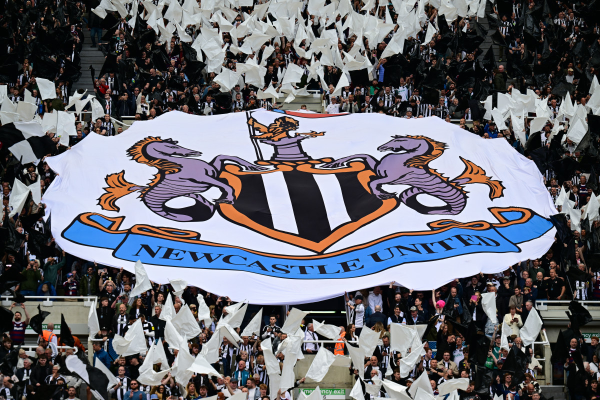 Beverly Hills Home Prices: Where Luxury Collides with Strict Financial Realities