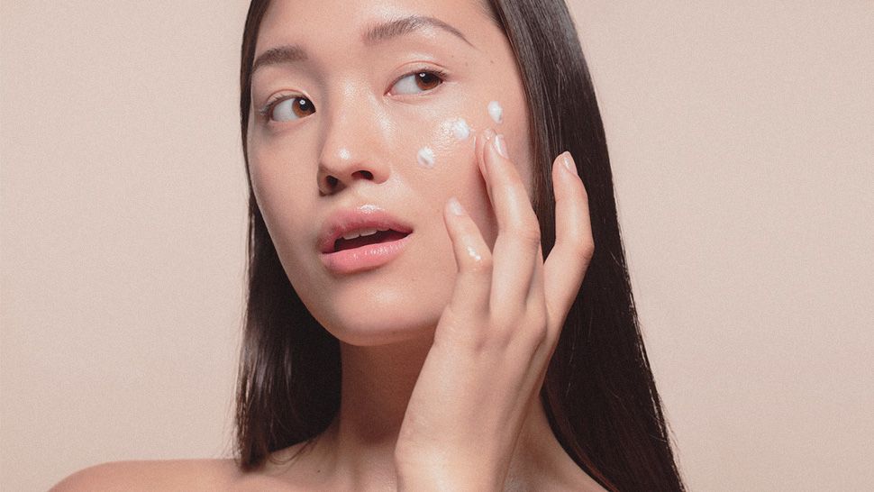 5 Langkah Cerdas Pakai Sheet Mask Untuk Hapus Jerawat di Wajah