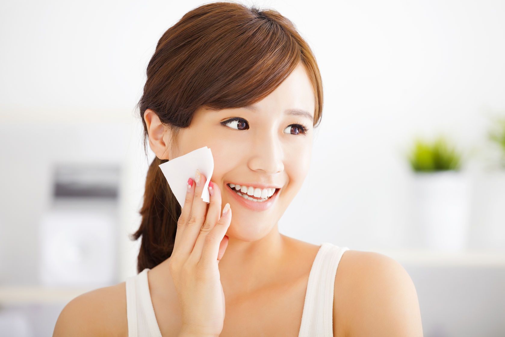 5 Langkah Cerdas Pakai Sheet Mask Untuk Hapus Jerawat di Wajah