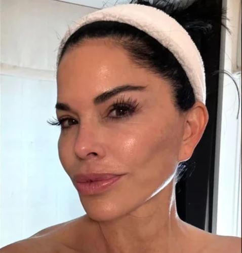 Unfiltered Lauren Sanchez Pics Just Leaked—Fans Say Her Face Work Looks