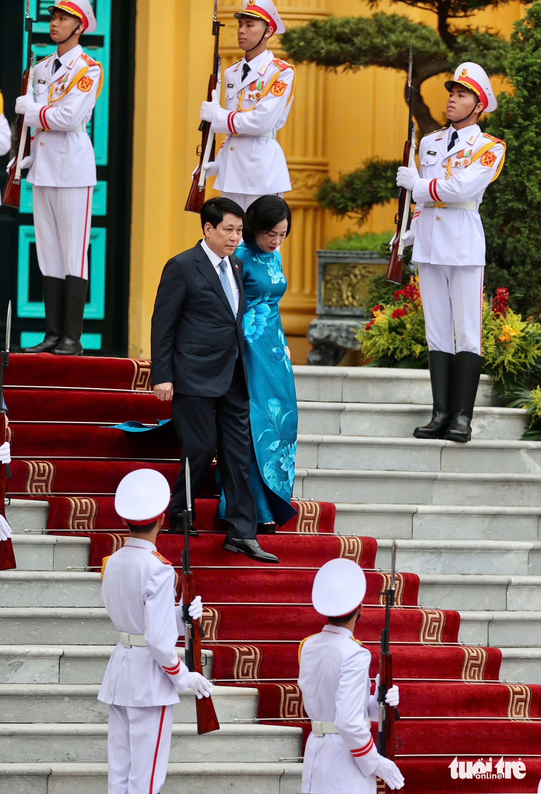 Image hình ảnh hình ảnh hình ảnh hình ảnh hình ảnh hình ảnh hình ảnh Lương Cường - Lễ đón Tổng thống Pháp Macron thăm cấp nhà nước Việt Nam