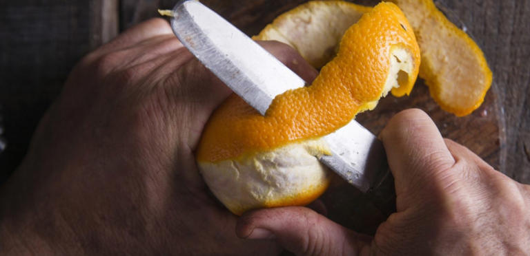 تقشير البرتقال