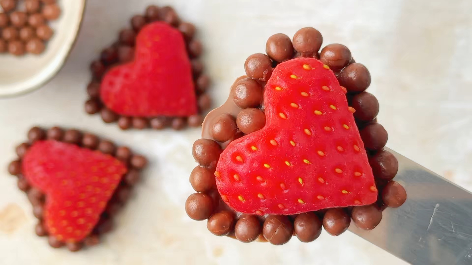Schokoladen-Erdbeer-Herzen