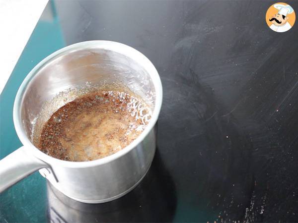 Tatin-törtchen mit kirschtomaten