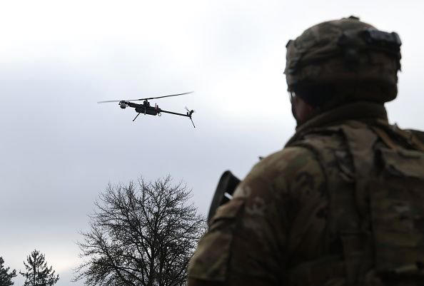 Ataques massivos de drone têm sido comuns, dos dois lados, desde o início da guerra. (Imagem: Getty Images)