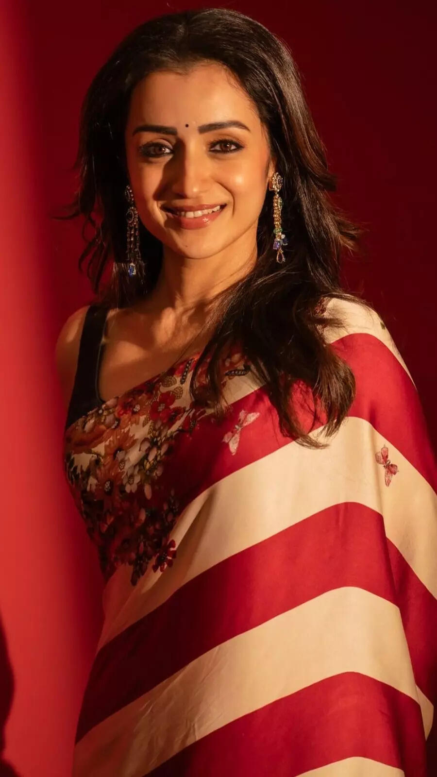 Trisha Krishnan Embraces Timeless Saree Charm with Poise
