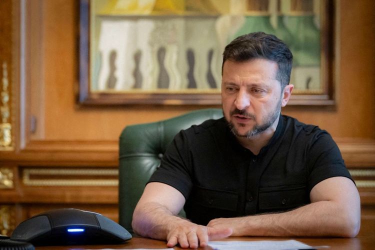 Zelensky Minta Pertemuan Langsung dengan Putin untuk Akhiri Perang
