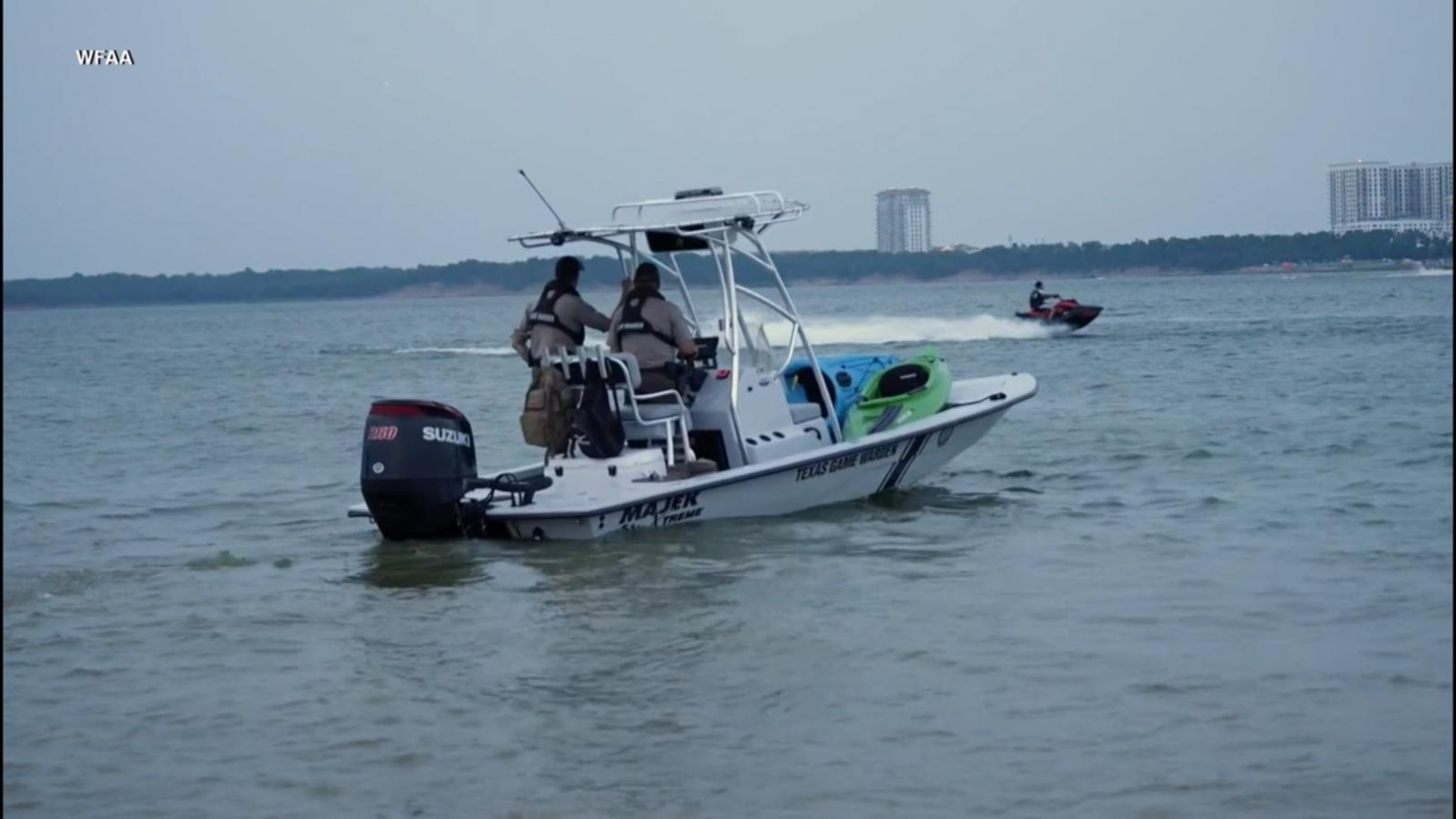 Jet ski driver flees after killing 18yearold kayaker in Texas Police