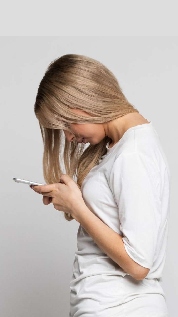 How Your Phone Is Ruining Your Posture