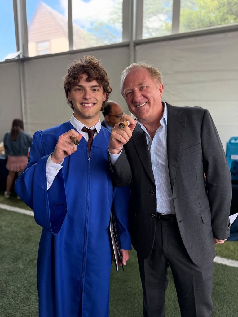 Graduación del hijo de Francois-Henri Pinault y Linda Evangelista