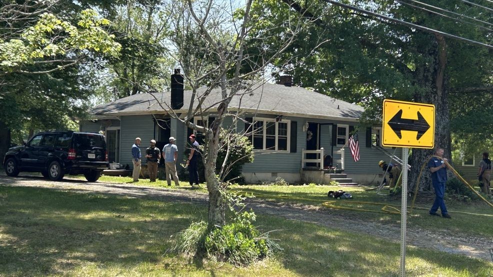 3 dogs, cat and bird dead after Appomattox County house fire