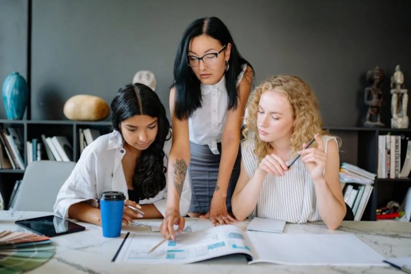 5 Tip Mudah Atasi Kebingungan Menghadapi Budaya Baru di Kantor Anda
