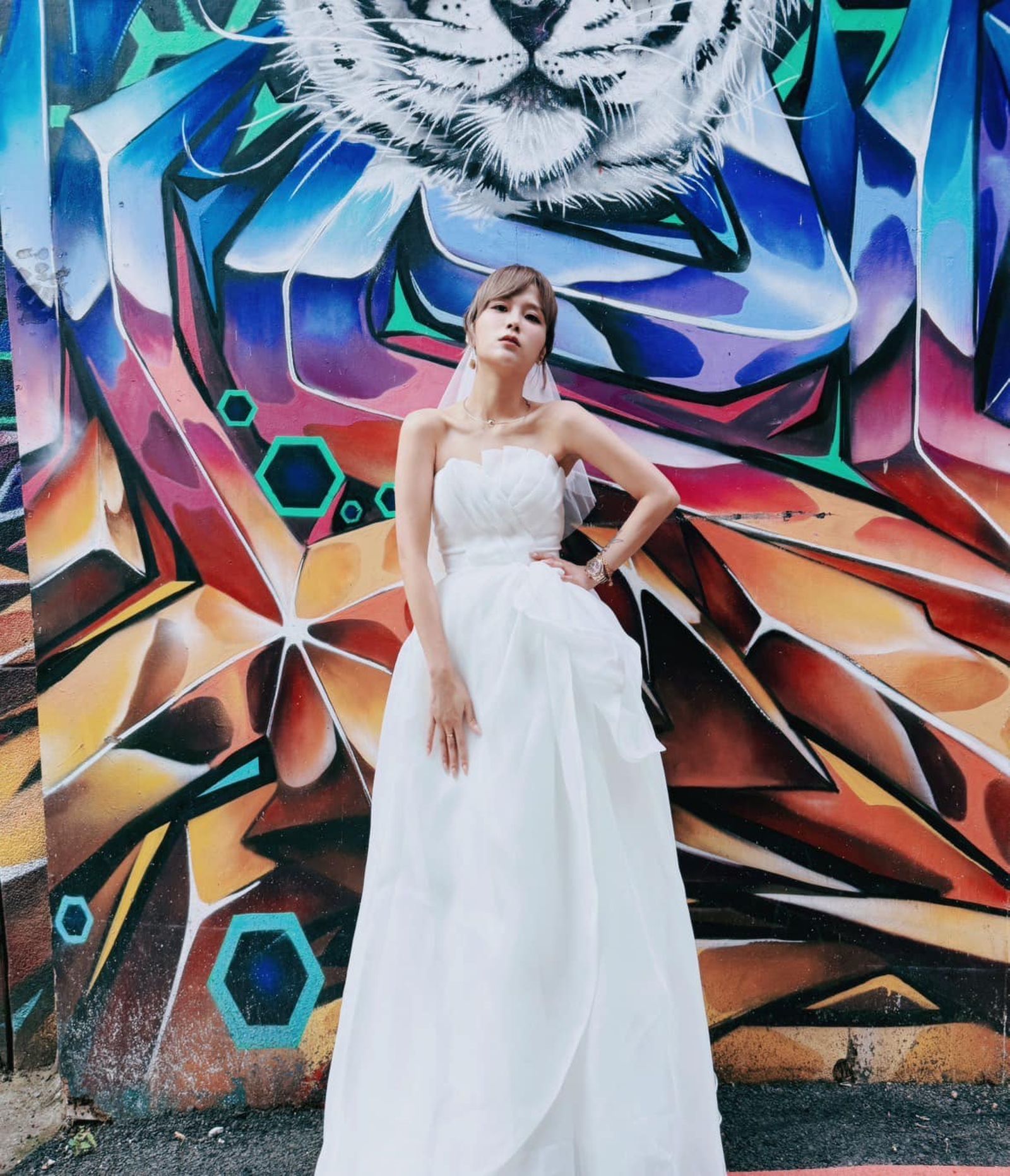 丟丟妹最滿意的禮物，是男友那張像小學生作文的卡片。（翻攝自IG）