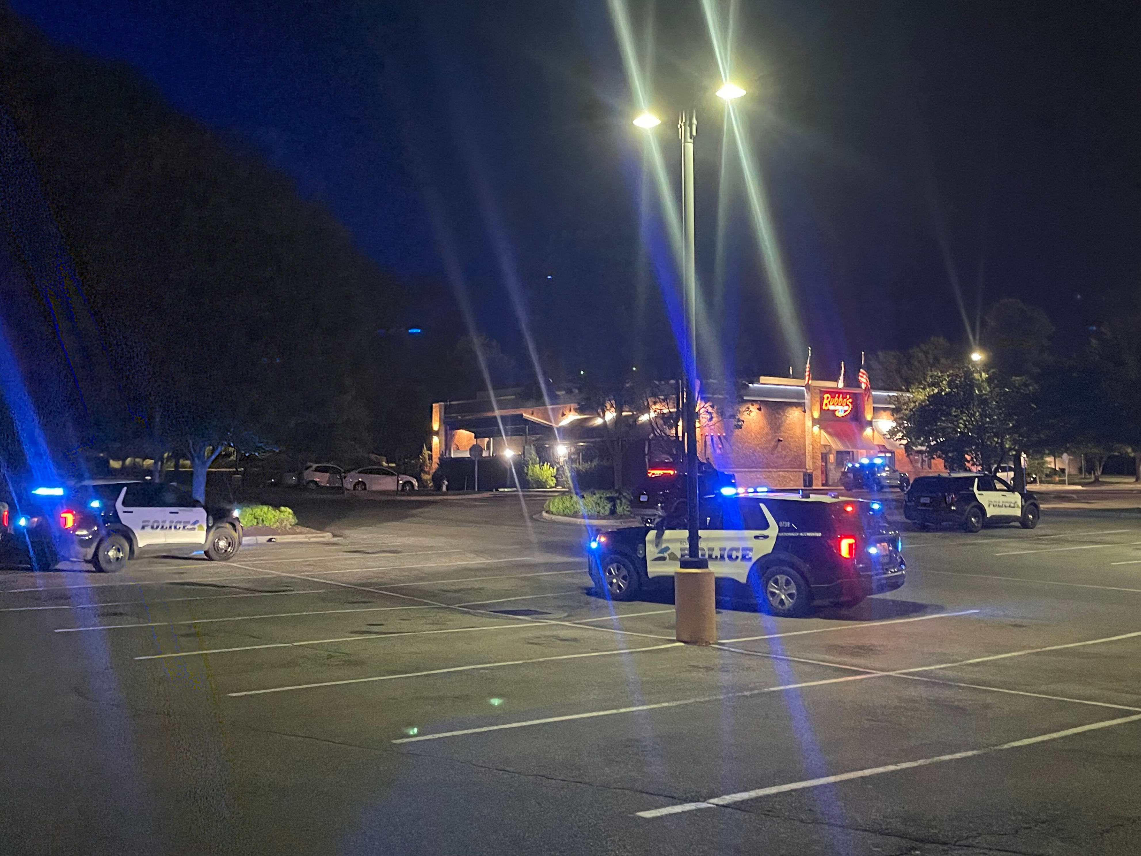 Roanoke Police investigating shots fired incident in Valley View area