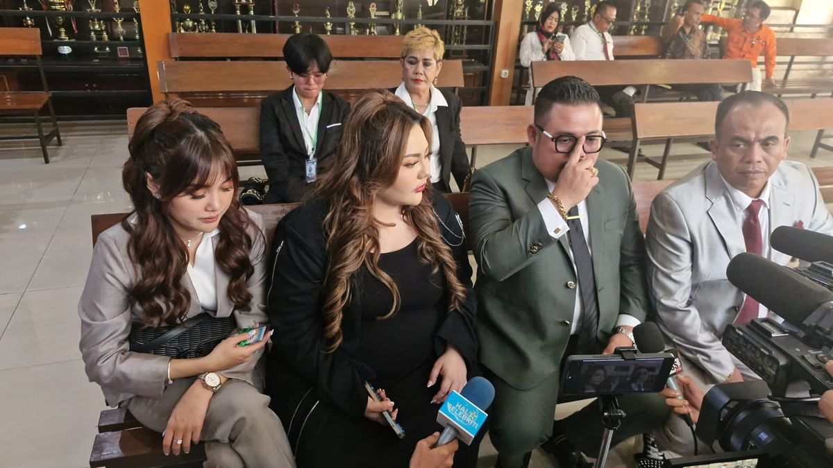 Lisa Mariana Diperiksa Bareskrim, Kuasa Hukum Percaya Diri Kliennya Tak Ditahan