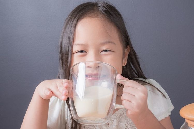 7,5 Persen Anak Indonesia Alami Alergi Susu Sapi, Ancaman bagi Pertumbuhan