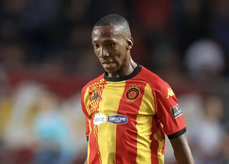 Kaizer Chiefs back in for Elias Mokwana after treble season