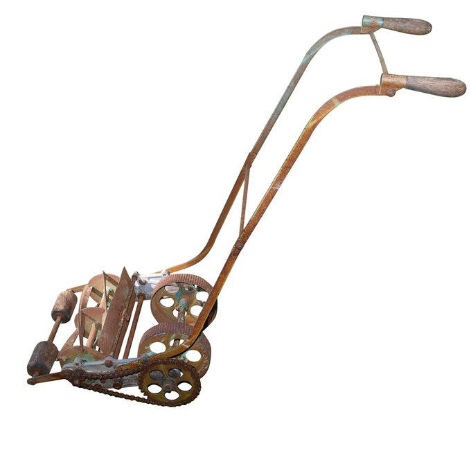10 Vintage Lawn Mowers You Just Have to See