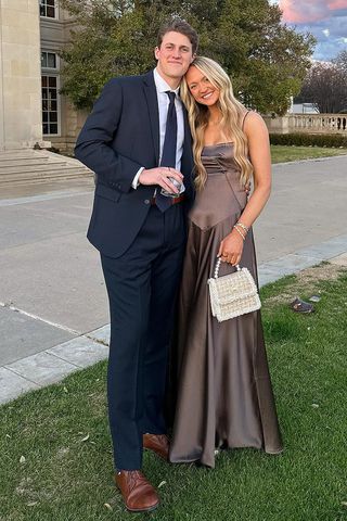 Pioneer Woman Ree Drummond Shares Daughter Paige's Bridal Portraits