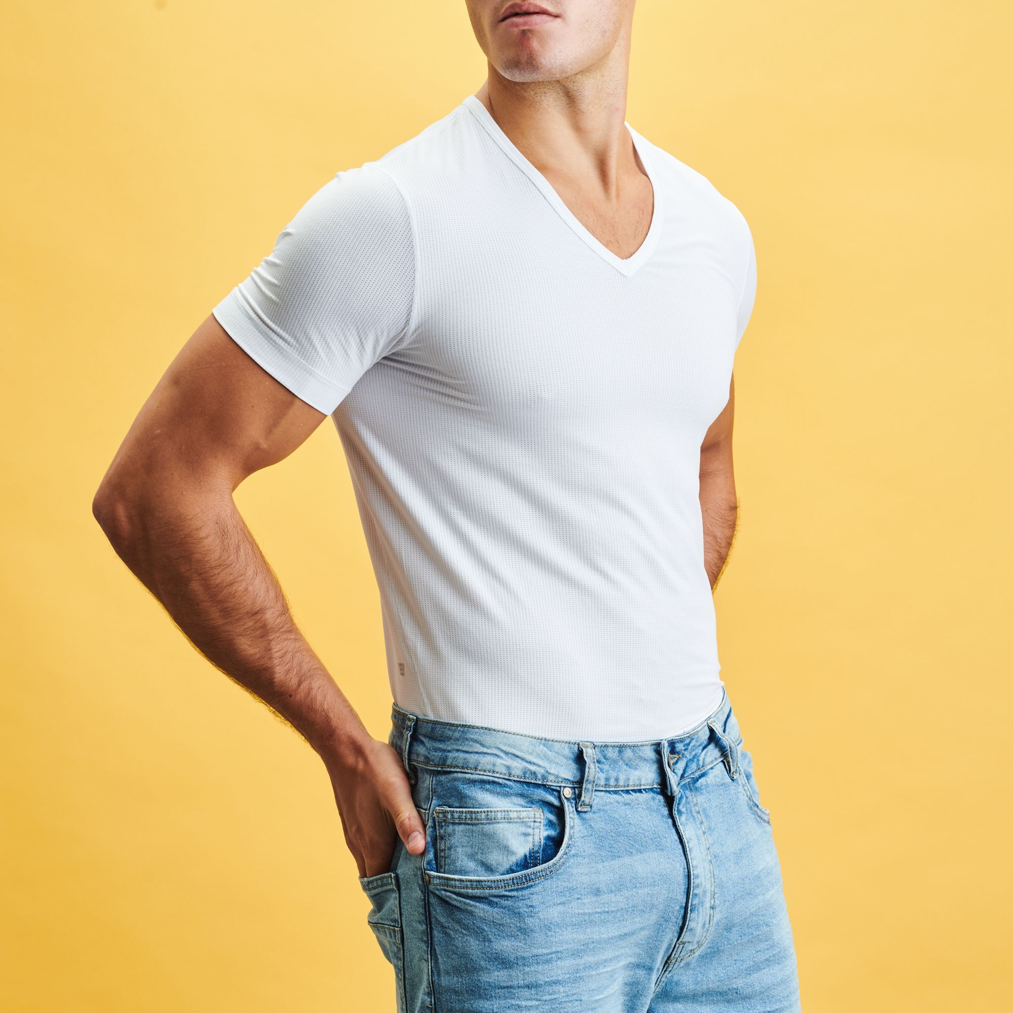 Style experts say these $27 undershirts make winter layering easy and ...