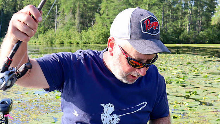Frog Fishing for Bass: How to Trigger Explosive Strikes in Summer Slop
