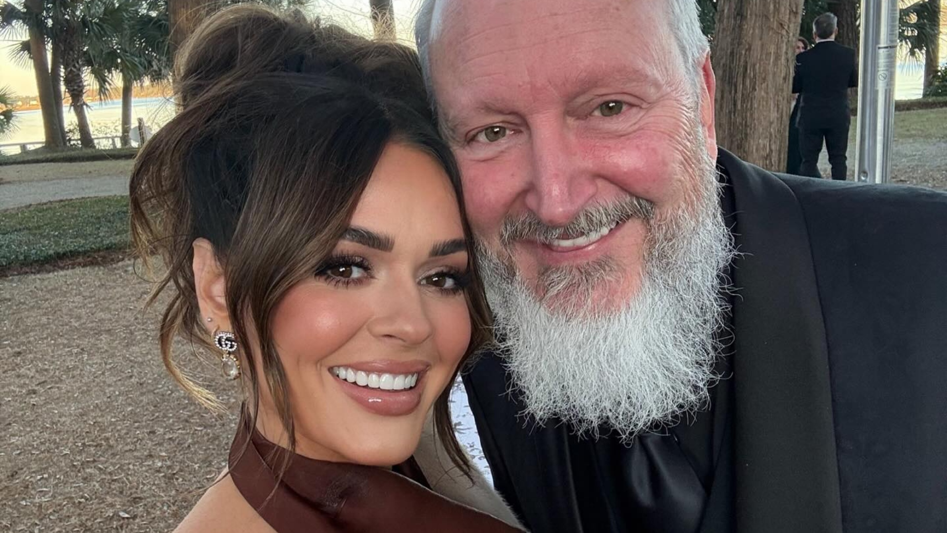 "She looks like her father" with a 28year age gap, their love story