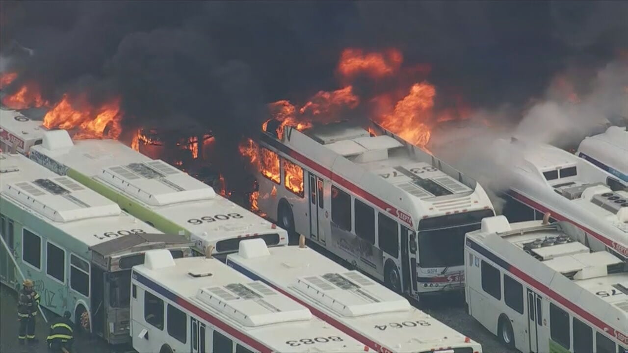 Several SEPTA buses on fire in Philadelphia