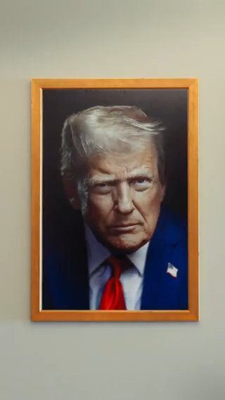 Trump breaks 50 year tradition with controversial new presidential portrait