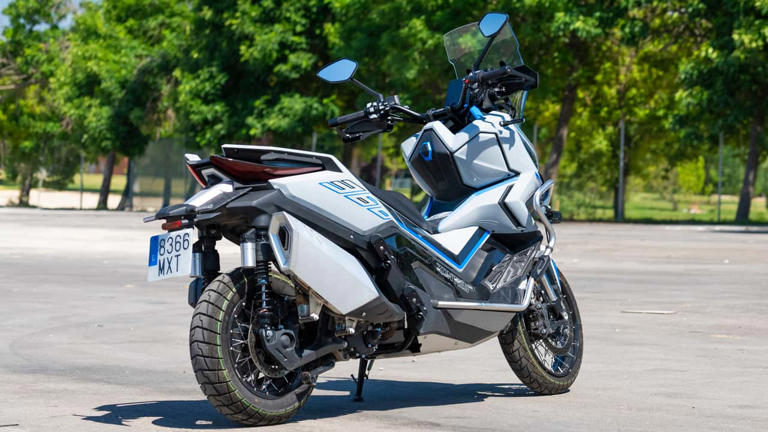 Zontes 386G 2025, un scooter aventurero A2 que arrasa en ventas