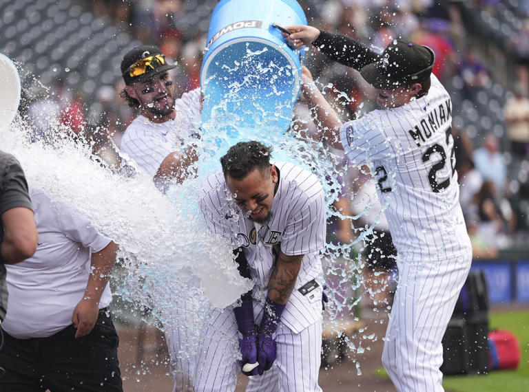 Arcia has 2 run single in 9th to rally Rockies to 8 7 win over Giants