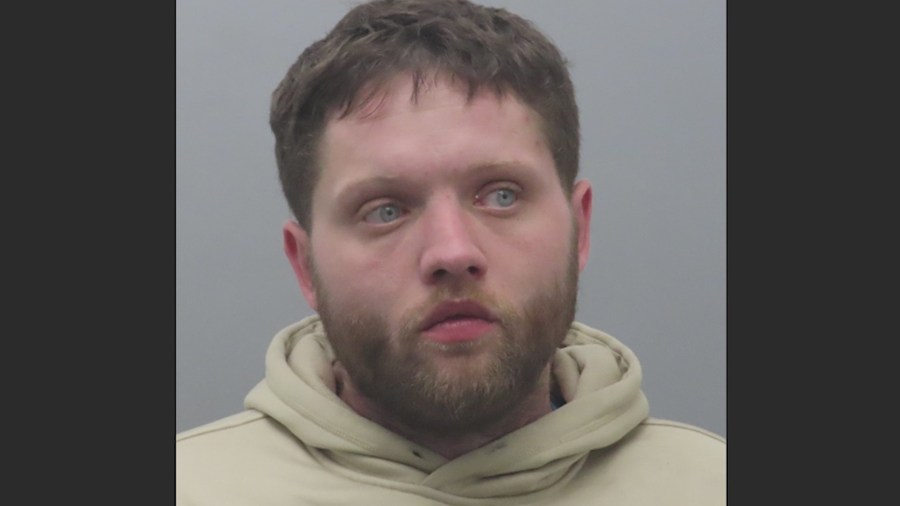 Burglary suspect used obituaries to prey on grieving families: Police