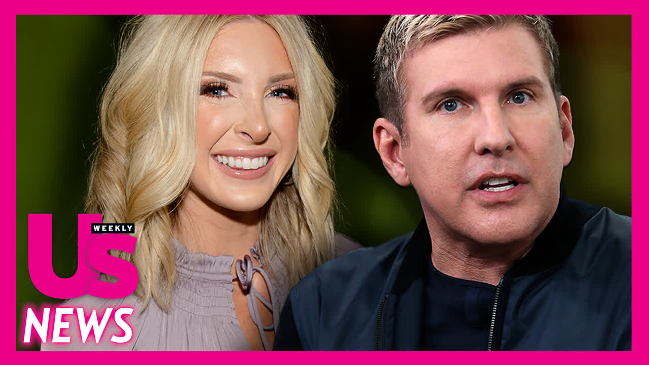 Lindsie Chrisley Makes Rare Comment About Estranged Dad Todd Chrisley(02)