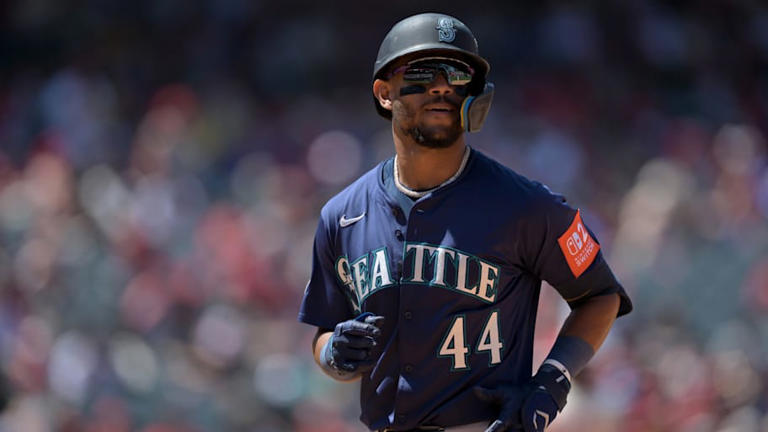 Mariners #39 Julio Rodríguez is quietly making a run at MLB history in 2025