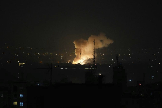 Korea's Market Rally Fades as Israeli Airstrike Shocks Global Markets
