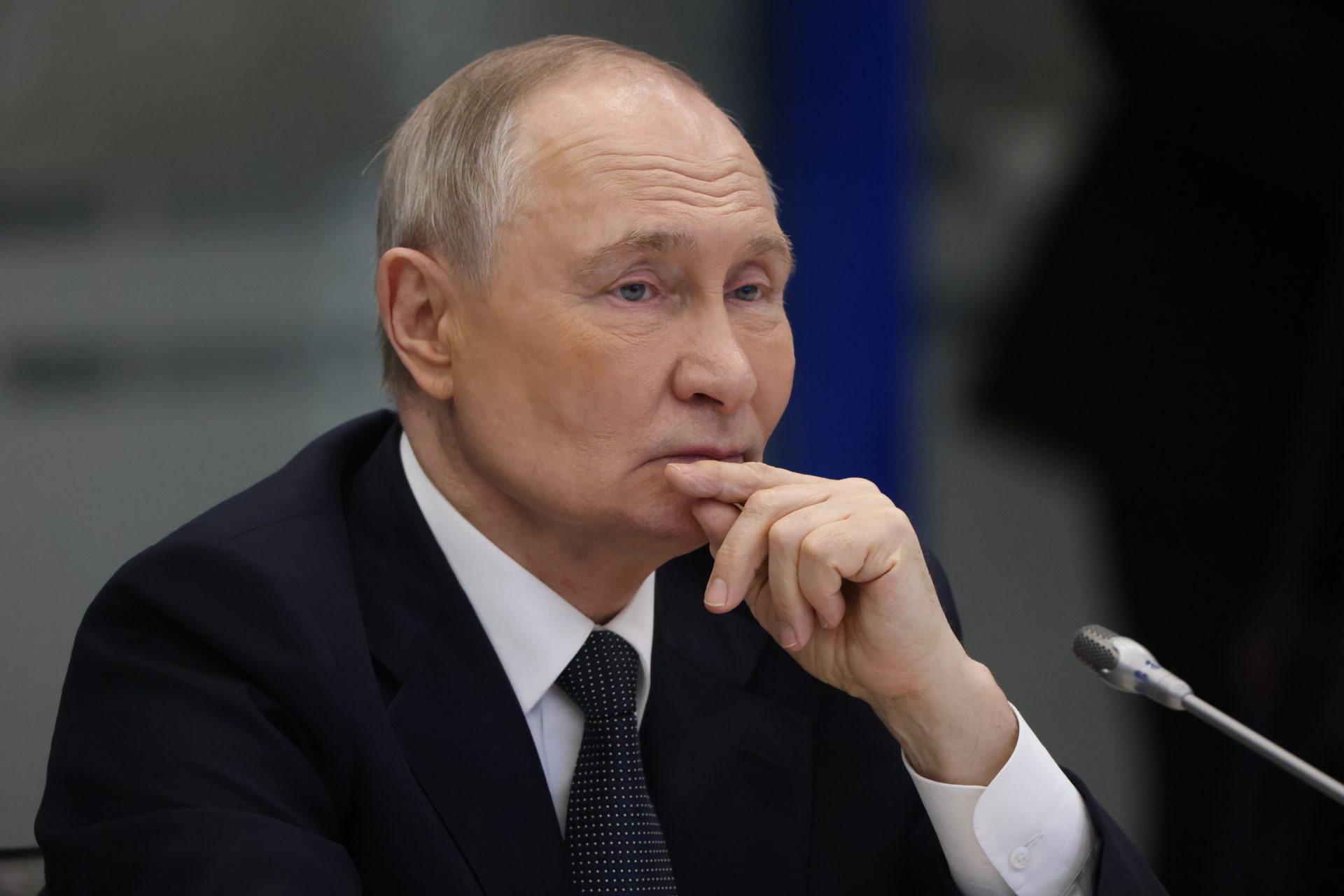 Satellite images reveal a serious new problem for Putin