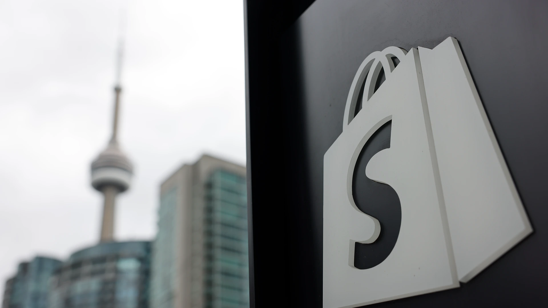 Shopify Brings USDC to Millions of Merchants, Marking Milestone for  Mainstream Crypto Adoption