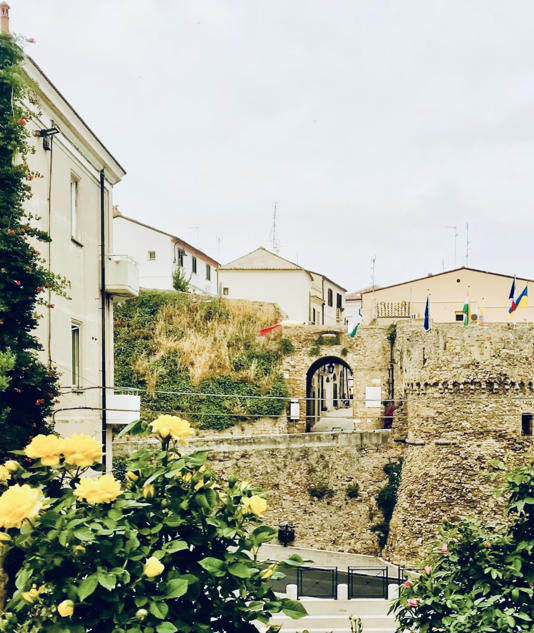 Termoli, al via primo tour del centro storico per persone sorde