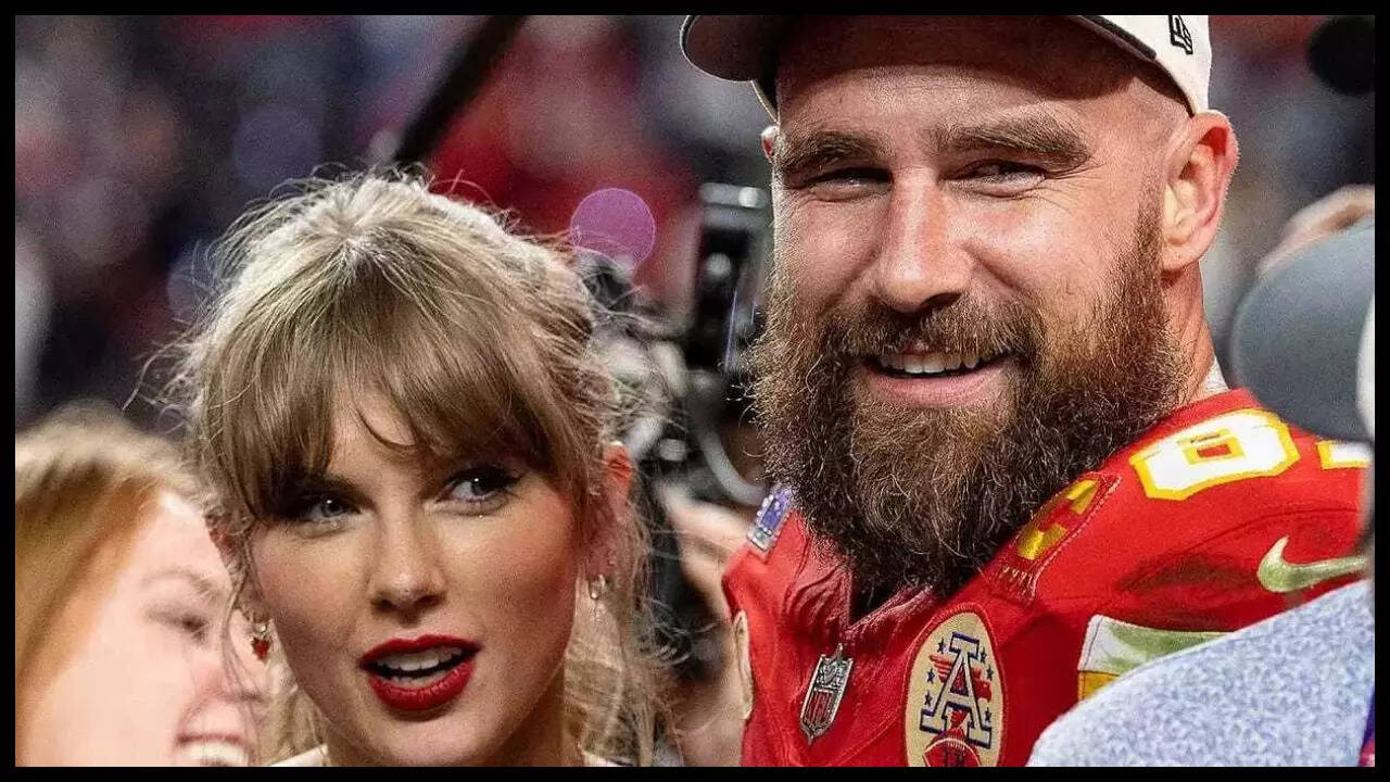 Taylor Swift and Travis Kelce The singer looks forward to the(01)