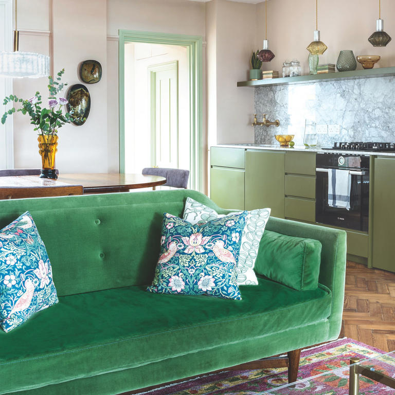Open plan kitchens aren't always the best layout - these 5 design tips ...