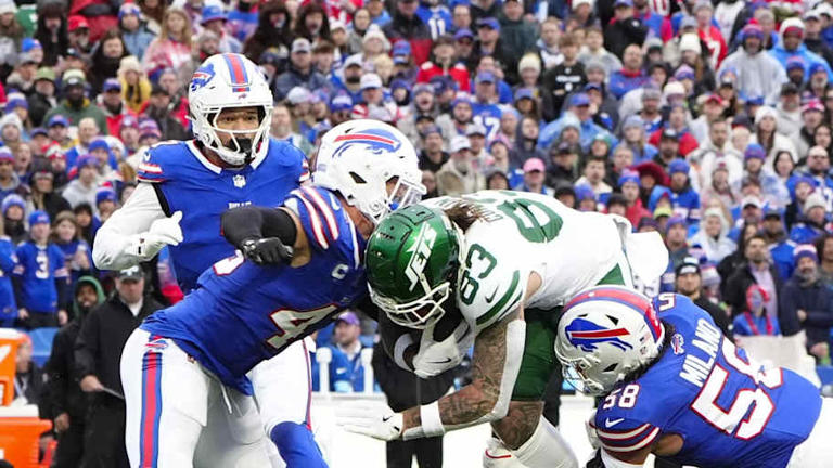 Bills' Terrel Bernard 'excited to see what happens' with aging teammate ...