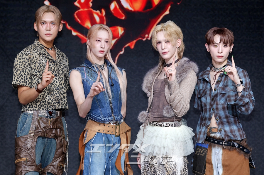 フォト】K-POP初のジェンダーレスグループXLOV、華麗に音楽活動