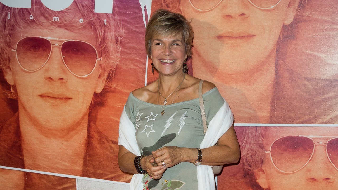 Il est entré officiellement dans..." : Véronique Jannot (68 ans) est  devenue maman pour la 2e fois