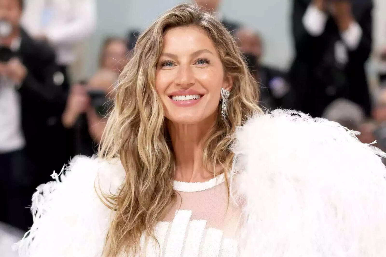 Tom Brady's loss? Gisele Bündchen says she's finally earned her happiness  without him