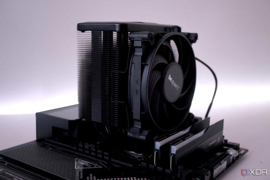 An image of be quiet! Dark Rock 5 air cooler installed on a motherboard.