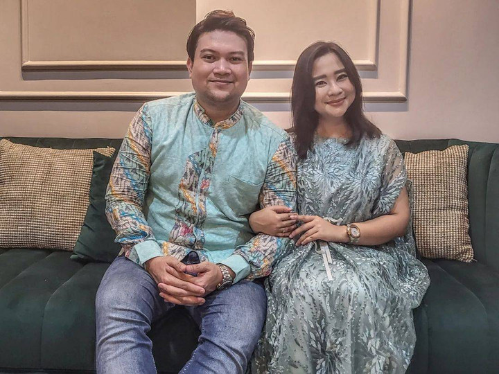 AA1GJq3u 5 Berita Populer: Chat Nikita Mirzani; Suami Chikita Meidy Tunggak KPR