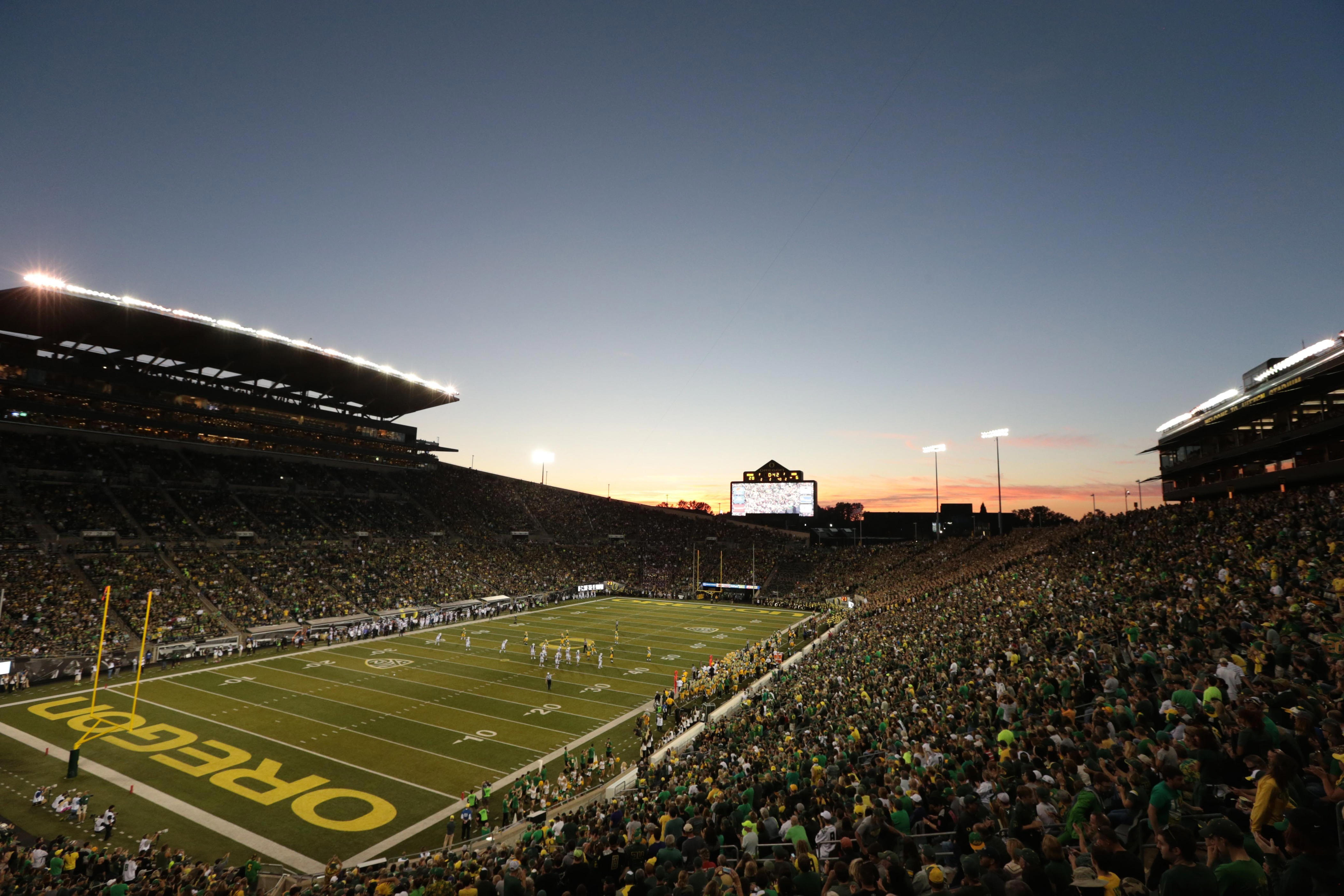AA1GK62M Rethinking the Top 18: Big Ten Football Stadiums Re-Ranked from Last to First
